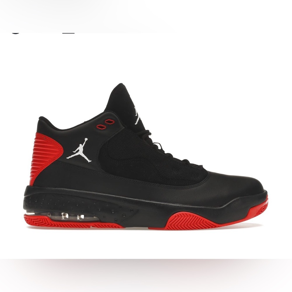 🚫SOLD OUT 🚫Jordan Max Aura 2 Black/White - Chile Red